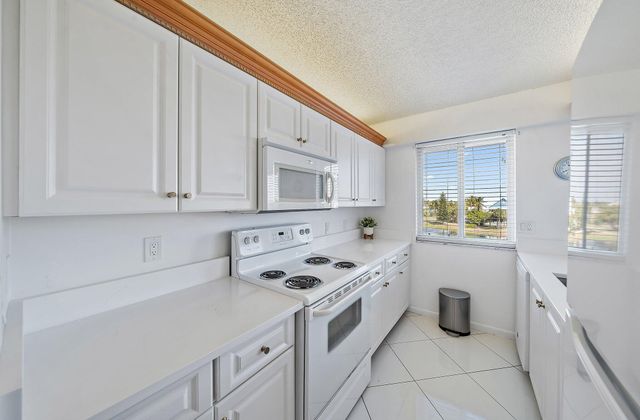 353 S Us Highway 1 E408, Jupiter, FL 33477