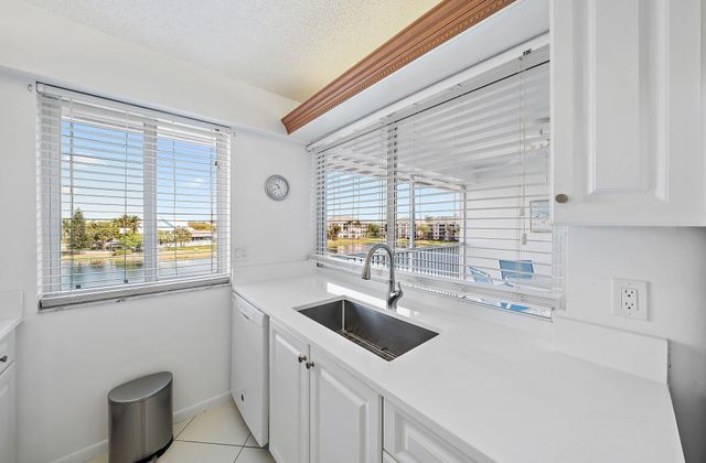 353 S Us Highway 1 E408, Jupiter, FL 33477