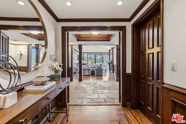 450 N Maple Drive 501, Beverly Hills, CA 90210