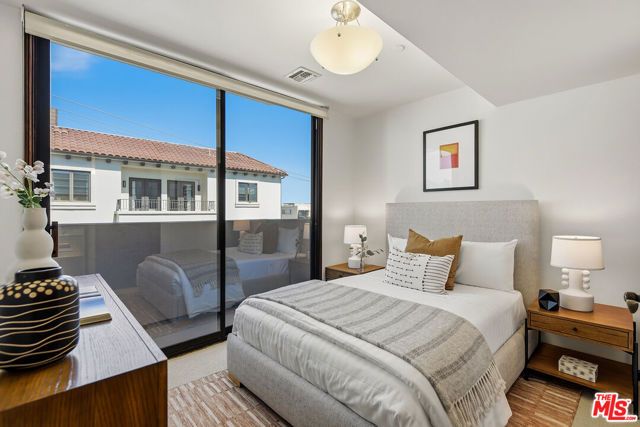 450 N Maple Drive 501, Beverly Hills, CA 90210