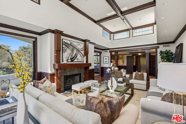 450 N Maple Drive 501, Beverly Hills, CA 90210