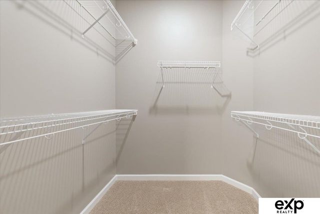 8218 S 178th Street, Omaha, NE 68136