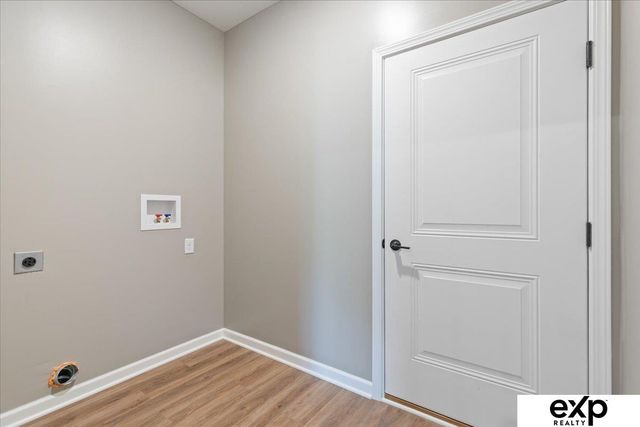 8218 S 178th Street, Omaha, NE 68136