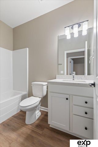 8218 S 178th Street, Omaha, NE 68136