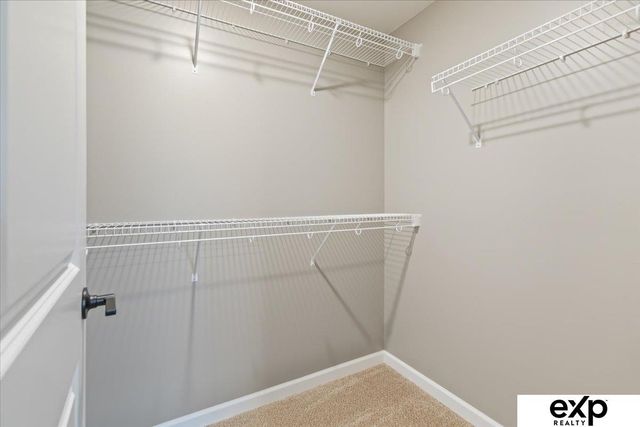 8218 S 178th Street, Omaha, NE 68136