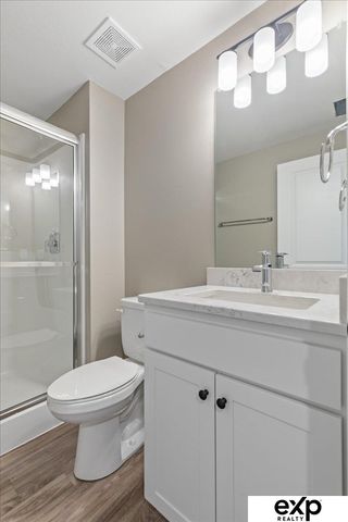 8218 S 178th Street, Omaha, NE 68136