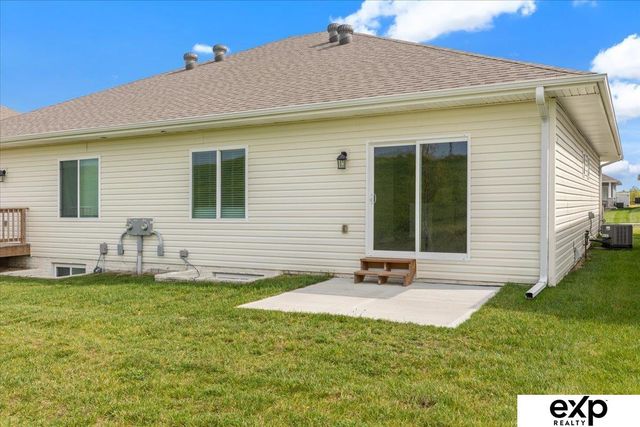 8218 S 178th Street, Omaha, NE 68136