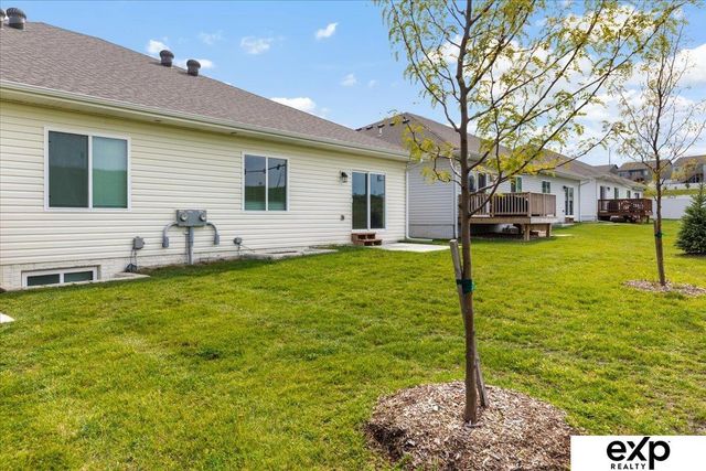 8218 S 178th Street, Omaha, NE 68136