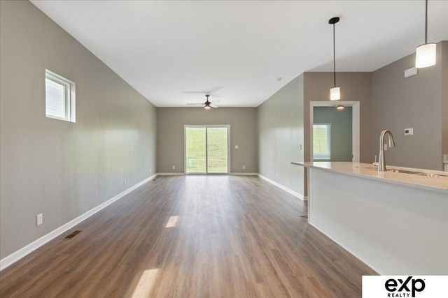 8218 S 178th Street, Omaha, NE 68136