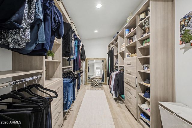 1930 E ROVEY Avenue, Phoenix, AZ 85016