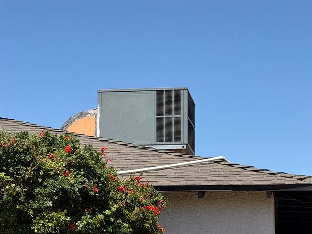 15820 Rainbow Drive, Fontana, CA 92335