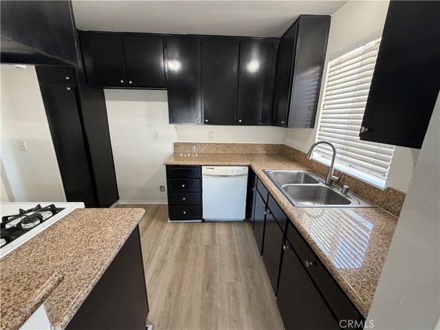 15820 Rainbow Drive, Fontana, CA 92335