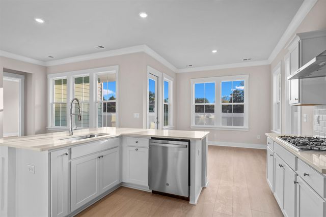 316 Colonnade Ave, Myrtle Beach, SC 29572