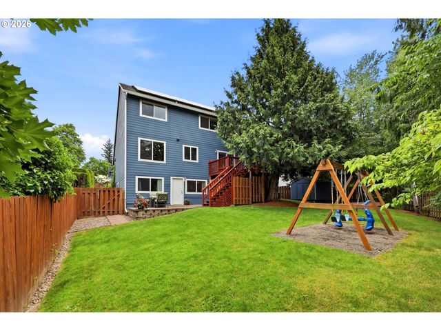 611 Se LOVRIEN Pl, Gresham, OR 97080