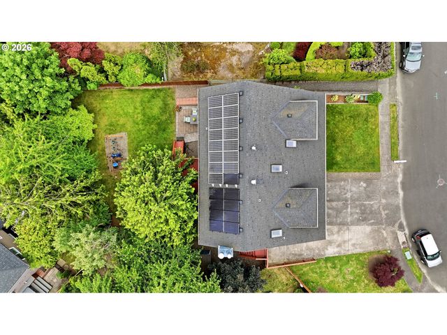 611 Se LOVRIEN Pl, Gresham, OR 97080