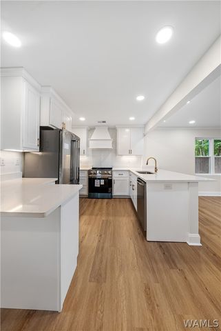 1301 13th E, Tuscaloosa, AL 35404