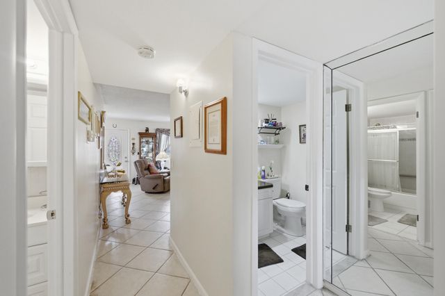 406 Saxony I, Delray Beach, FL 33446