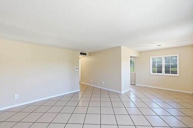 406 Saxony I, Delray Beach, FL 33446