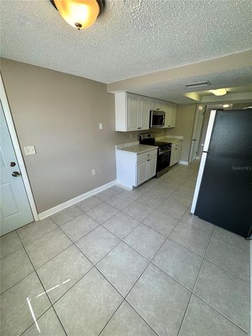 6135 SEABREEZE DRIVE, Port Richey, FL 34668