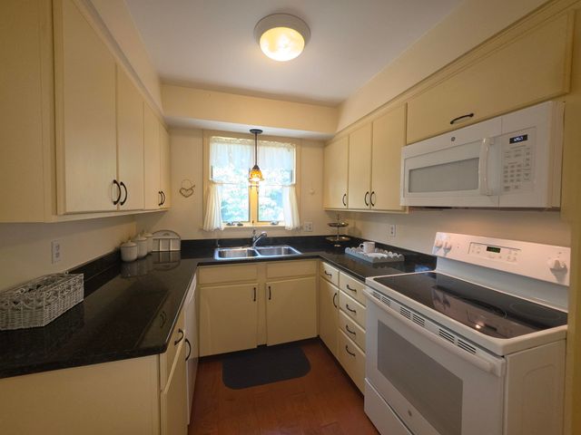 58 Old Colony Way UNIT A, Orleans, MA 02653