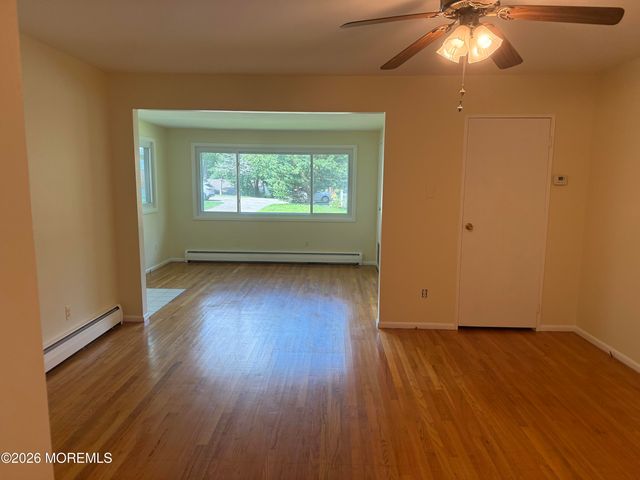 16 A Cardinal Street, Manchester, NJ 08759