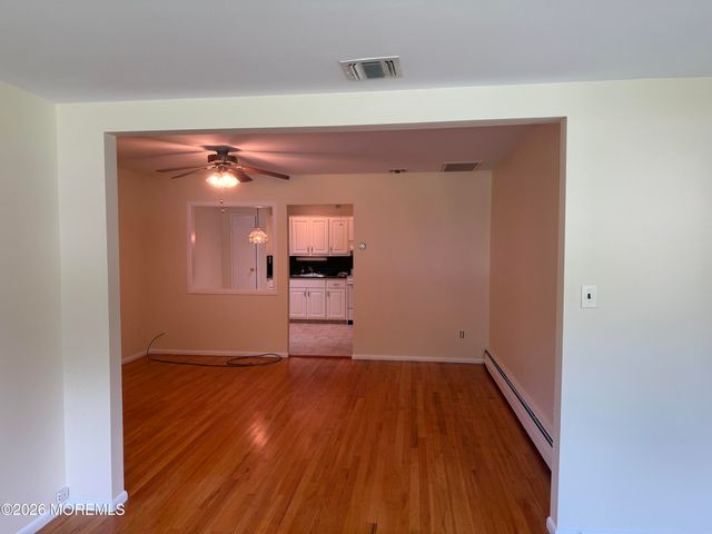 16 A Cardinal Street, Manchester, NJ 08759