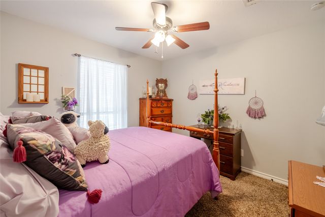 22 Greenbriar Street, Mineral Wells, TX 76067