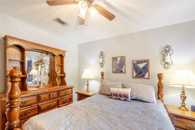22 Greenbriar Street, Mineral Wells, TX 76067