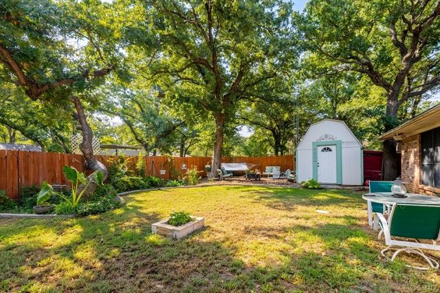 22 Greenbriar Street, Mineral Wells, TX 76067