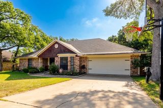22 Greenbriar Street, Mineral Wells, TX 76067