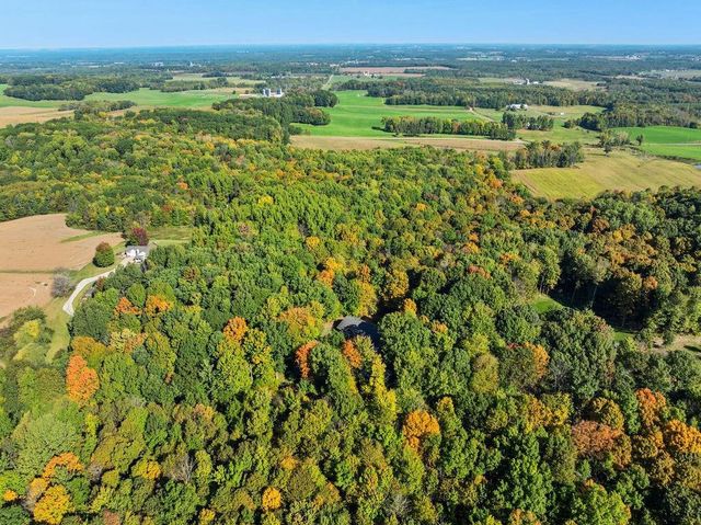 N2460 Oakdale Drive, Fall Creek, WI 54742