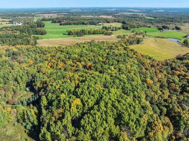 N2460 Oakdale Drive, Fall Creek, WI 54742