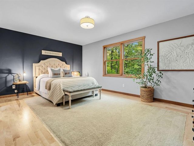 N2460 Oakdale Drive, Fall Creek, WI 54742