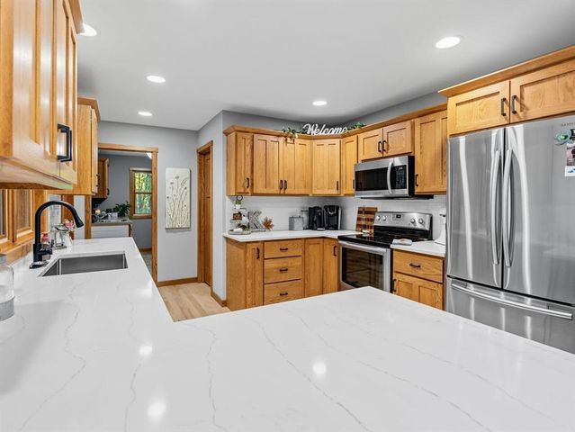 N2460 Oakdale Drive, Fall Creek, WI 54742