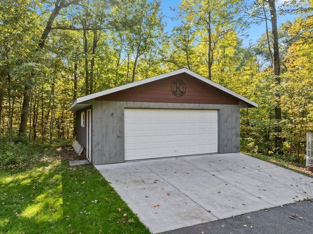 N2460 Oakdale Drive, Fall Creek, WI 54742
