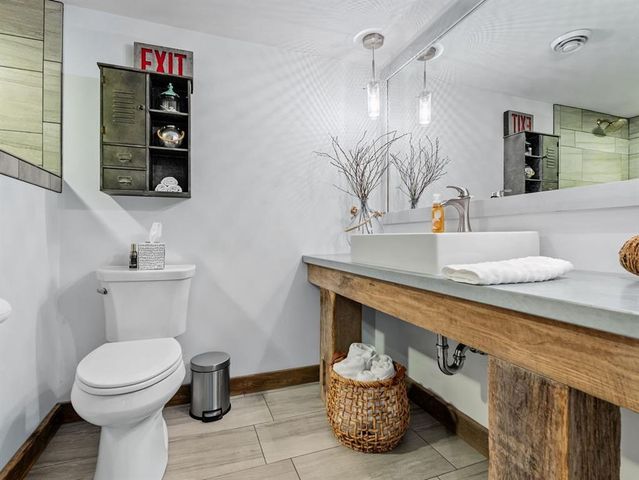 N2460 Oakdale Drive, Fall Creek, WI 54742