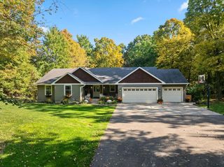 N2460 Oakdale Drive, Fall Creek, WI 54742