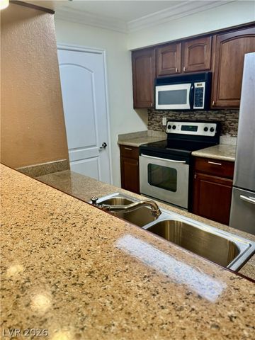 1150 North Buffalo Drive 1075, Las Vegas, NV 89128