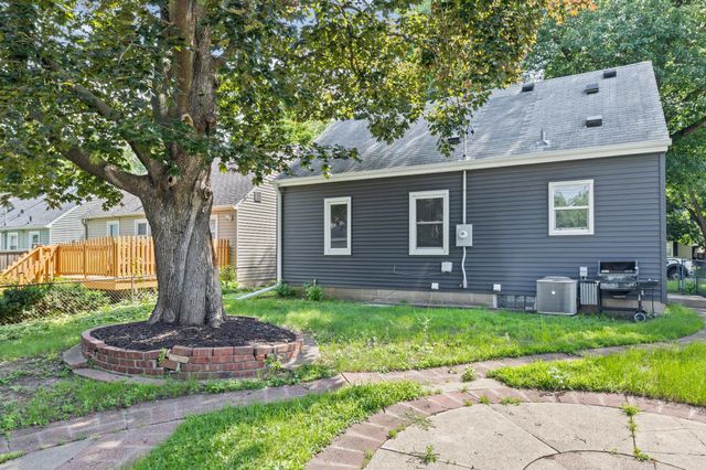 2748 Colorado Avenue S, Saint Louis Park, MN 55416
