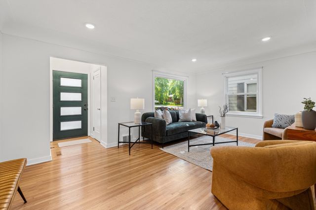 2748 Colorado Avenue S, Saint Louis Park, MN 55416