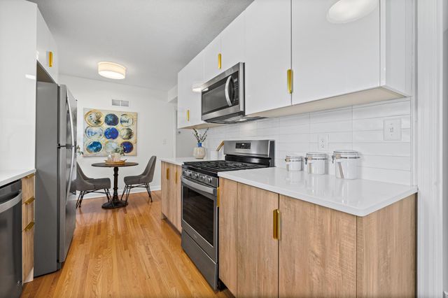 2748 Colorado Avenue S, Saint Louis Park, MN 55416