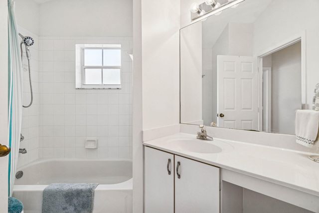 2732 Quaking Leaf Lane, Boynton Beach, FL 33436