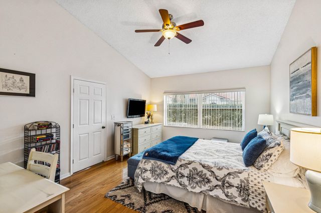 2732 Quaking Leaf Lane, Boynton Beach, FL 33436