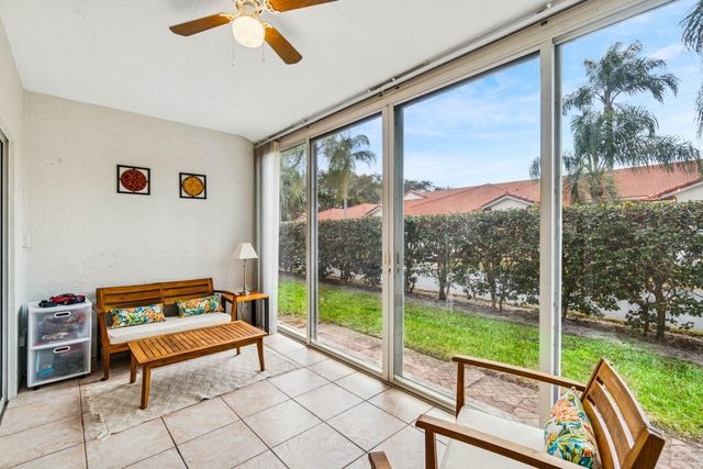 2732 Quaking Leaf Lane, Boynton Beach, FL 33436