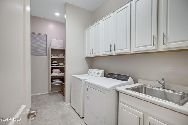 41650 W Harvest Moon Drive, Maricopa, AZ 85138