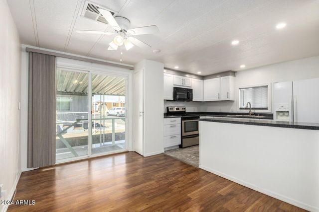 7807 E Main Street BB-21, Mesa, AZ 85207