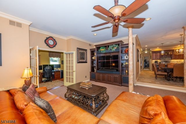 11 Stoneridge Ct, Rockaway Twp., NJ 07866