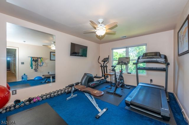 11 Stoneridge Ct, Rockaway Twp., NJ 07866