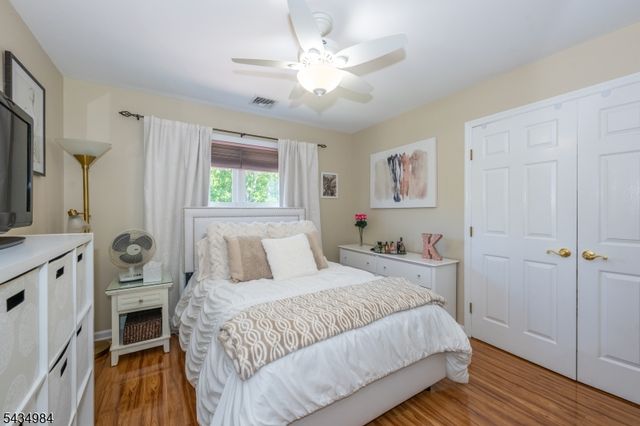 11 Stoneridge Ct, Rockaway Twp., NJ 07866