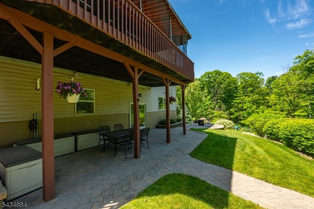 11 Stoneridge Ct, Rockaway Twp., NJ 07866